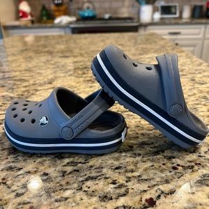 Toddler boys gray CROCS size C6